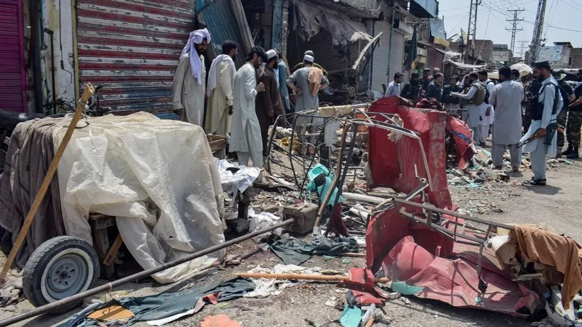 Seven killed in market blast in northwest Pakistan